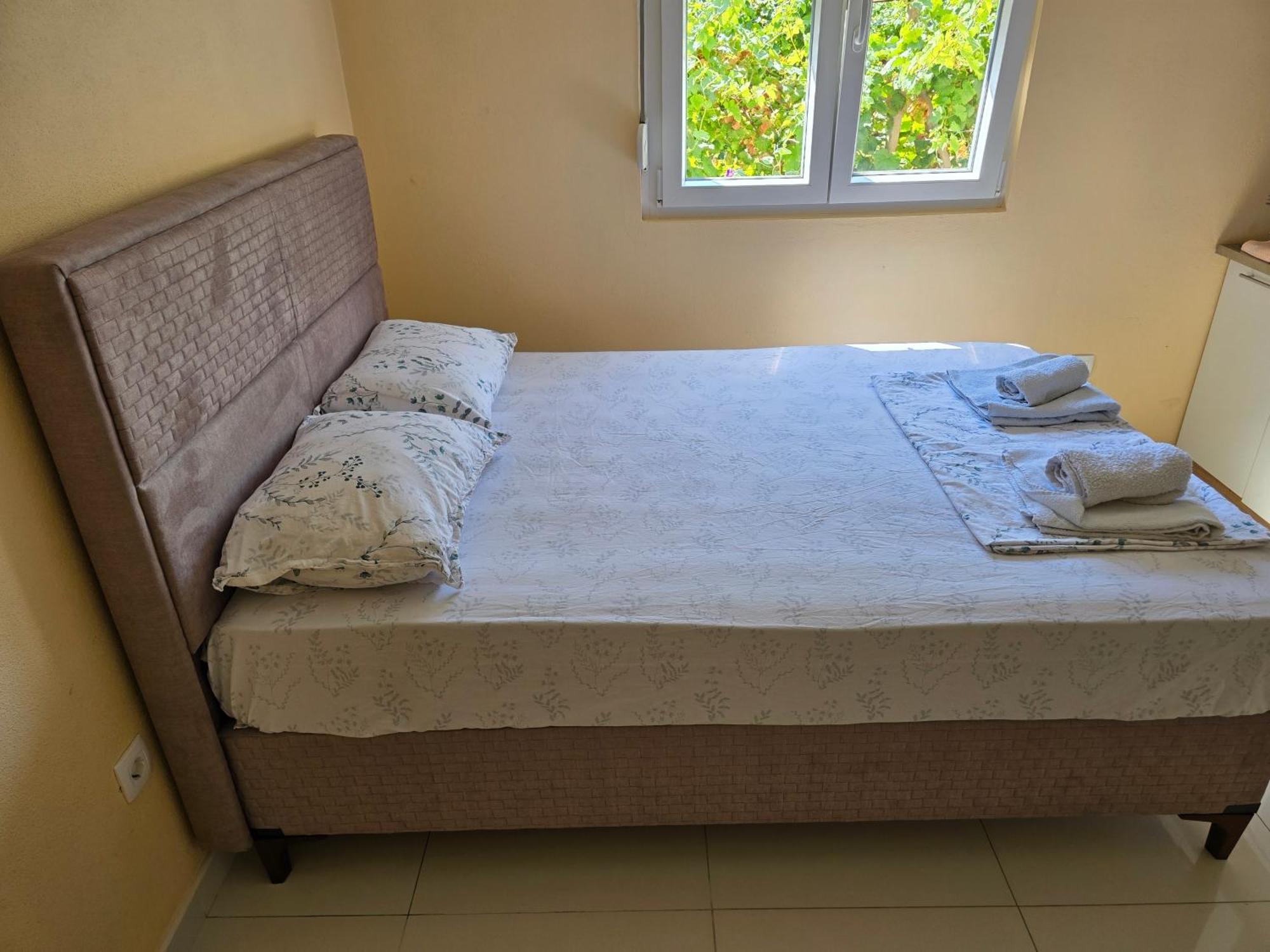 Apartman Tolosi Podgorica Extérieur photo